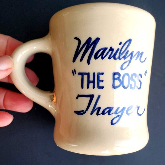 Vintage Bob Williams Hand-Painted Ceramic Mug "Marilyn The Boss Thayer" 1960s - Picture 8 of 8